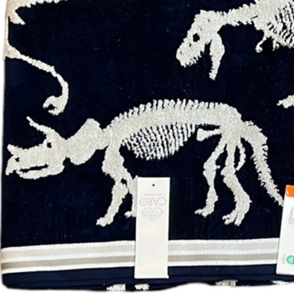 Caro - ‘Dinosaurs’ Bath & Hand Towel Set (2). NWT Firm! Last One! - Picture 3 of 4
